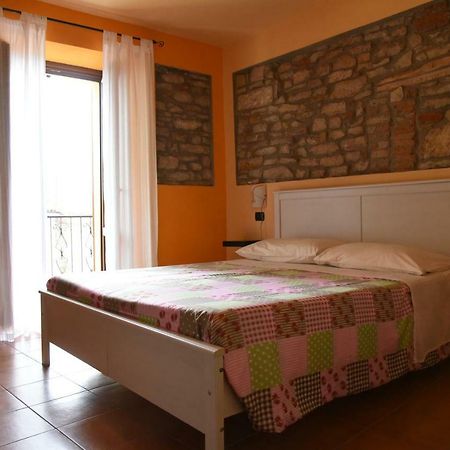 La Casa Di Valerio Villa Montabone Buitenkant foto