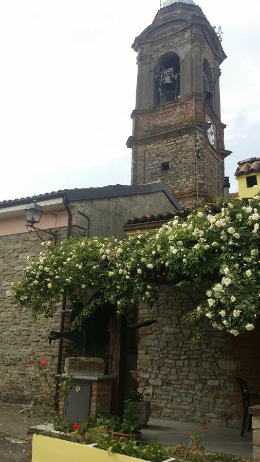 La Casa Di Valerio Villa Montabone Buitenkant foto