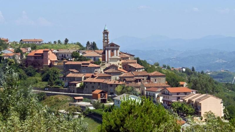 La Casa Di Valerio Villa Montabone Buitenkant foto