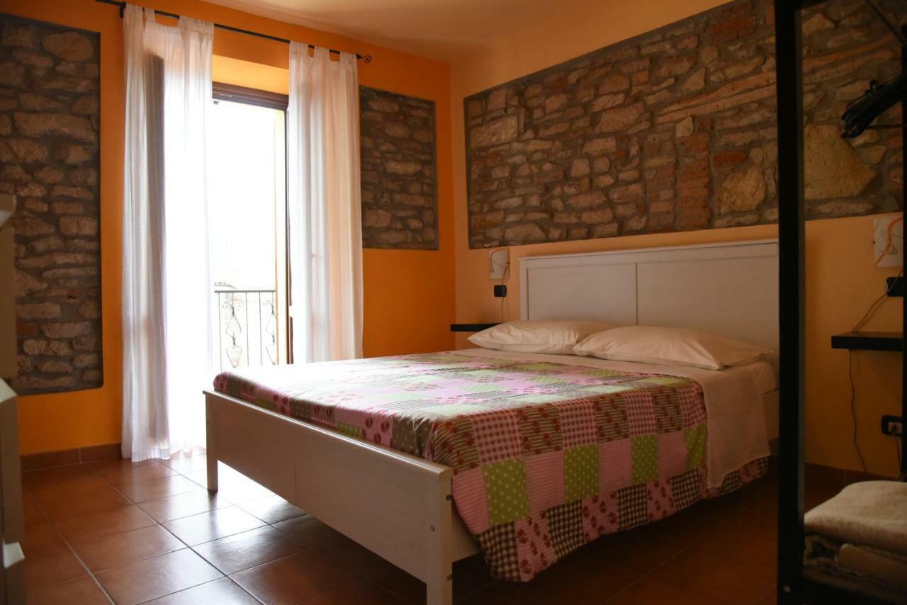 La Casa Di Valerio Villa Montabone Buitenkant foto